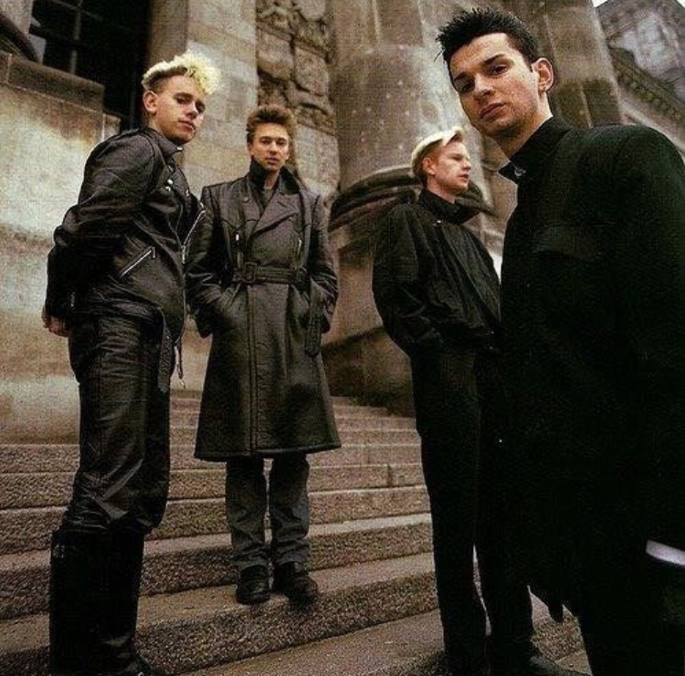Depeche Mode Never Let Me Down Again 和訳 Drug Euphoria 飛んだ多幸感の行く末 Mind You